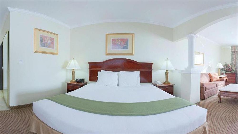 Holiday Inn Express & Suites Houston East By Ihg Exteriör bild